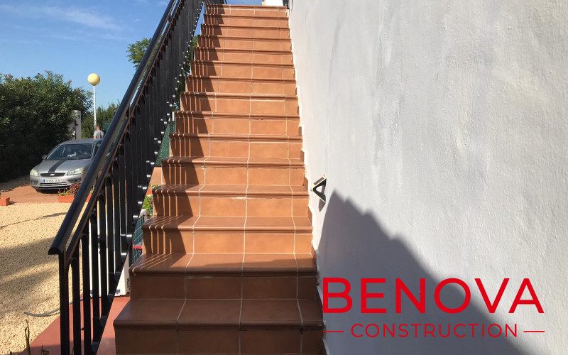 Revestimiento, alicatado e impermeabilización de una terraza en Jávea.