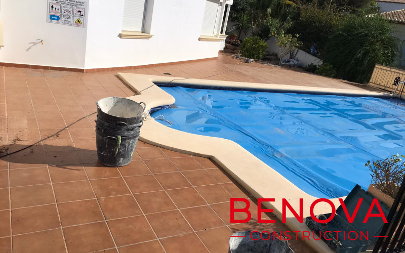 Revestimiento, alicatado e impermeabilización de una terraza en Jávea.