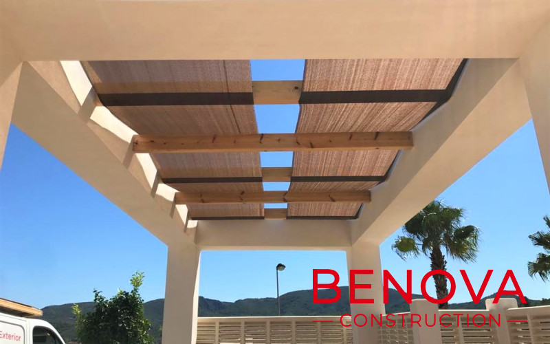 Construcción de marquesina y muro perimetral en Residencial Gata