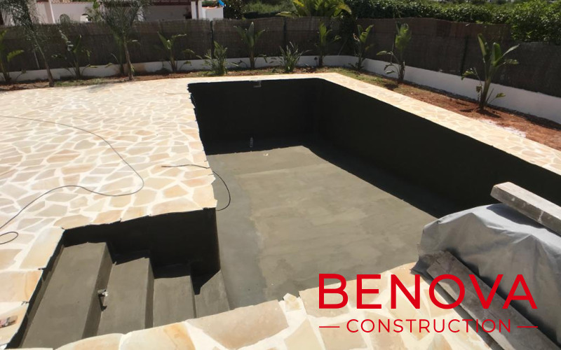 Reforma de piscina estilo ibicenco en Jávea