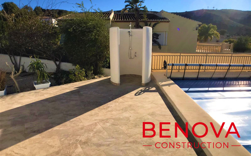 Revestimiento, alicatado e impermeabilización de una terraza en Jávea.